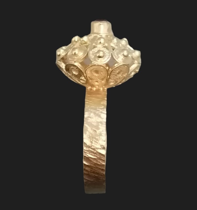 Anello Bottone Iglesiente In Argento 925 – Gioiello Artigianale Sardo, Finitura Brunita, Regolabile, Diametro 17mm - copertina